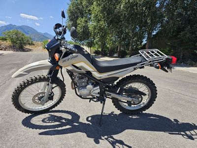 2018 Yamaha XT250 Dual Sport Motorcycle - Low Miles, Ready for Adventure