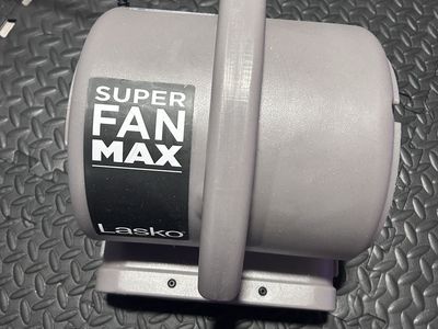 Lasko Super Fan Max SF-20-G High-Velocity Floor/Box Fan, Gray with Auxiliary Outlets
