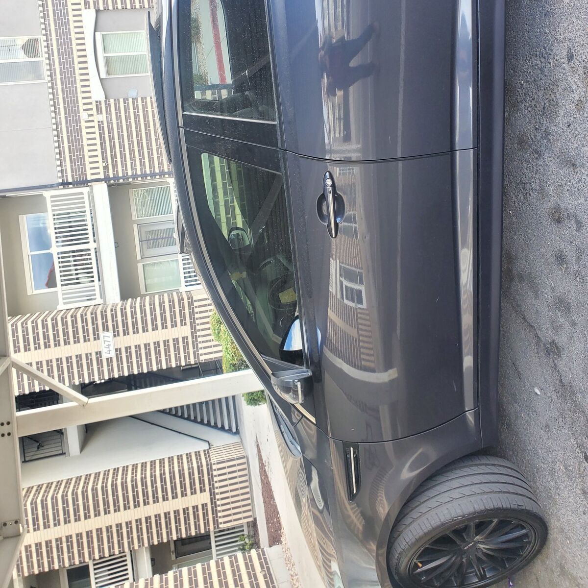 nice 20" helo wheels whith 2 good tires