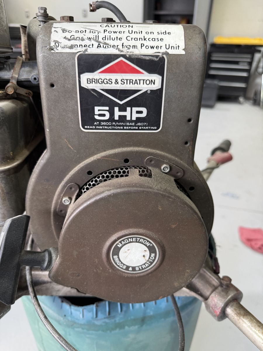 Briggs & Stratton Auger