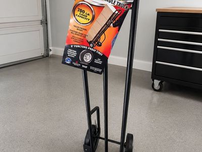 Brand New Milwaukee HT700L Heavy Duty Hand Truck – 700 lb Capacity #456