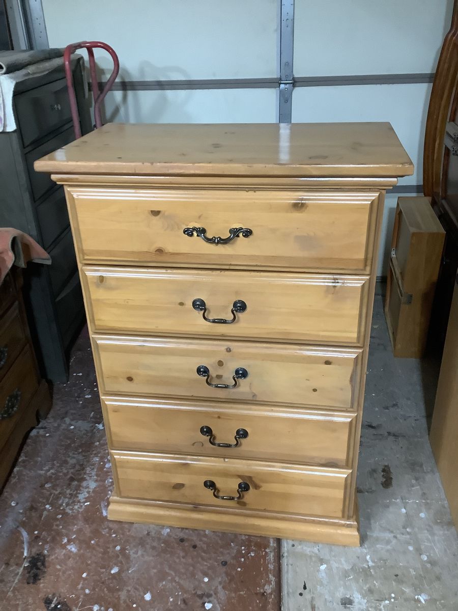 All Wood 5 Drawer Dresser