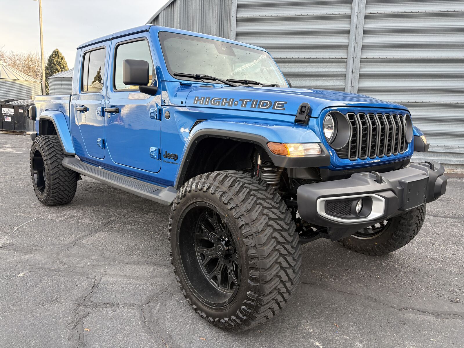 2025 Jeep Gladiator High Tide