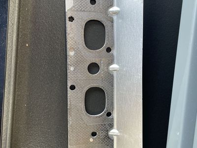 New Car Exhaust Gaskets 05045496AA - Automotive Engine Part