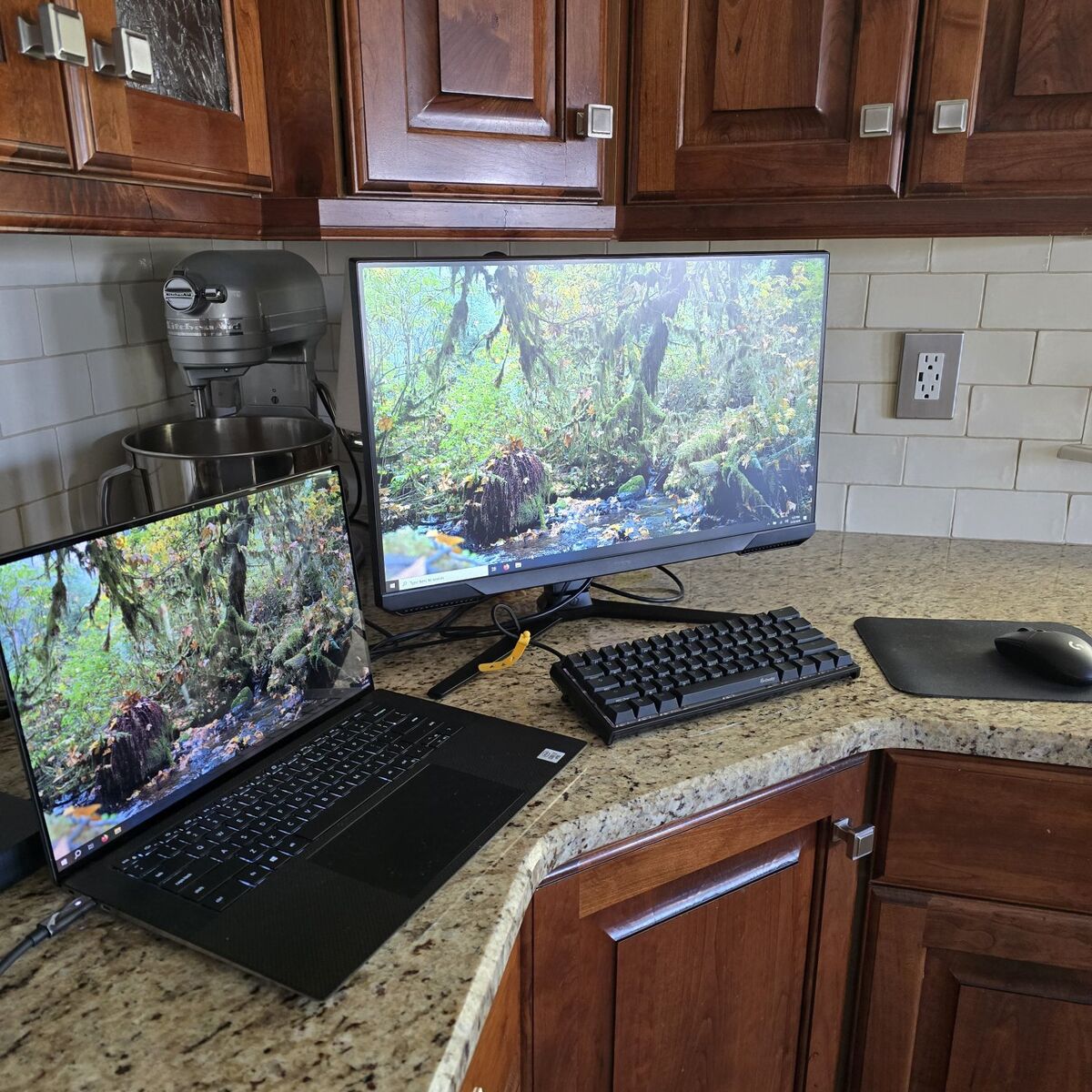 Dell 4K Workstation — 32GB RAM, i7, Quadro, w/ Doc