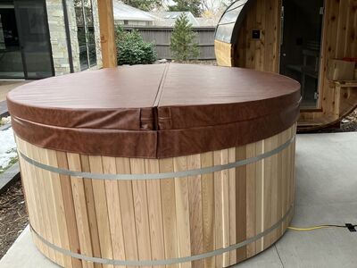 HOT TUBS SPAS