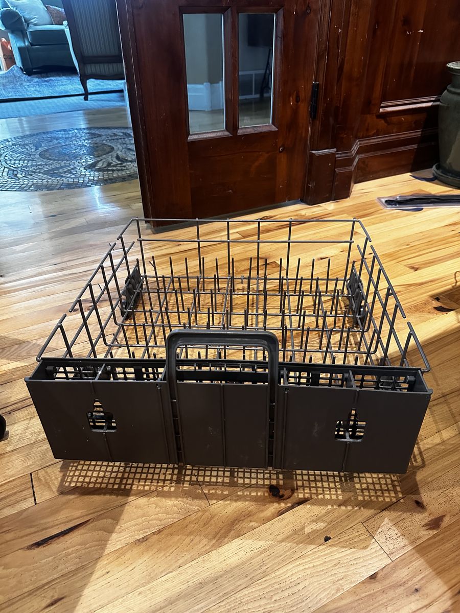 Dishwasher basket for model (Whirlpool WDT79/0SAYM3)