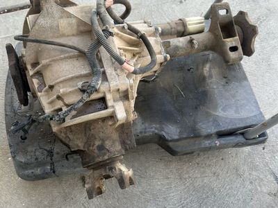 Chevy Silverado 2500 Front Differential 4:10