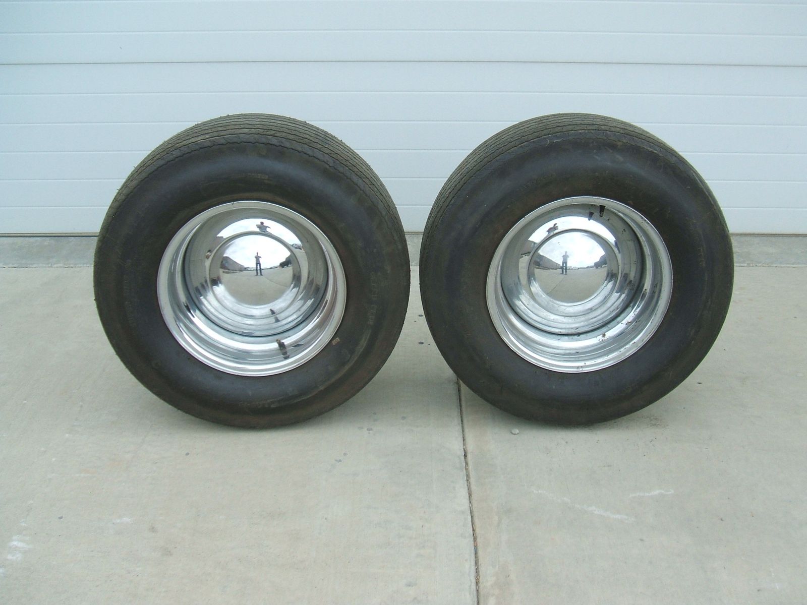 vintage hot rod tires and wheels, L60-15, 5 on 4 1/2 bolt circle ford chrysler