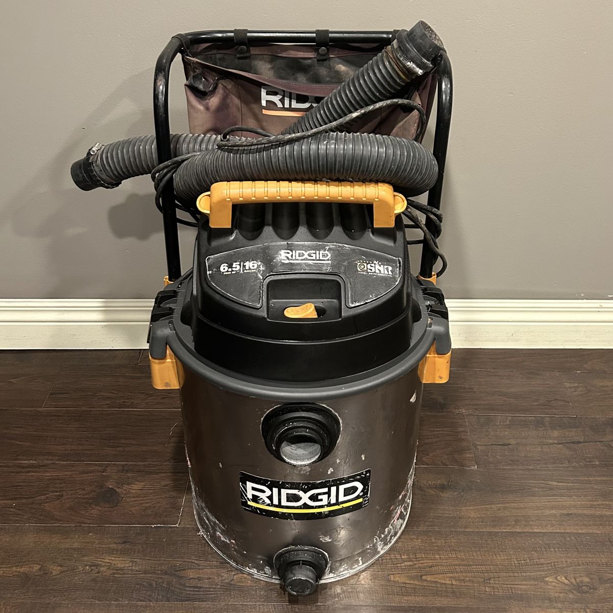 RIDGID 16-Gallon Shop Vacuum