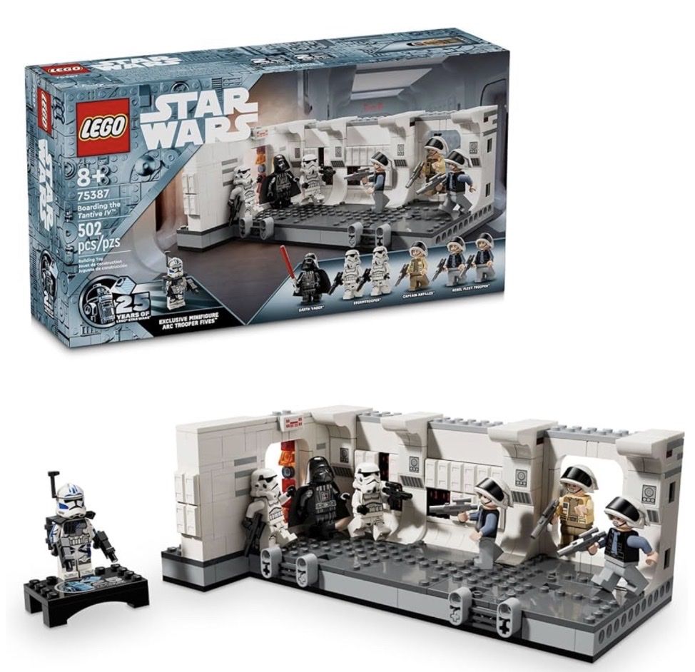 LEGO Star Wars Boarding the Tantive IV 75387 - NEW