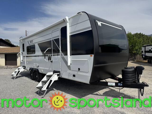 2026 Winnebago Thrive 24RKS U-Shaped Dinette