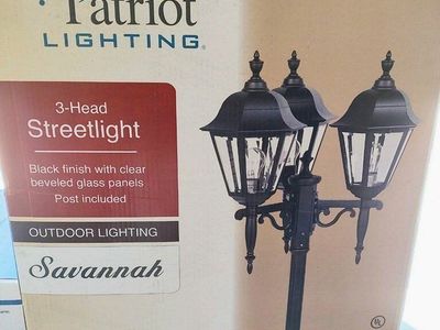 PATRIOT 3 HEAD STREET LIGHT