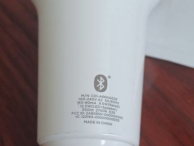 Singled smart light bulb