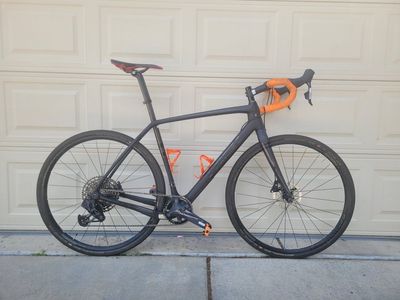 Trek Checkpoint SL6 Gravel Bike 56cm SRAM AXS Electronic Shifting