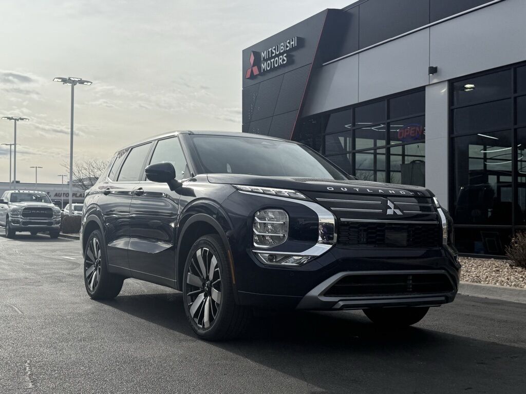 2026 Mitsubishi Outlander SE