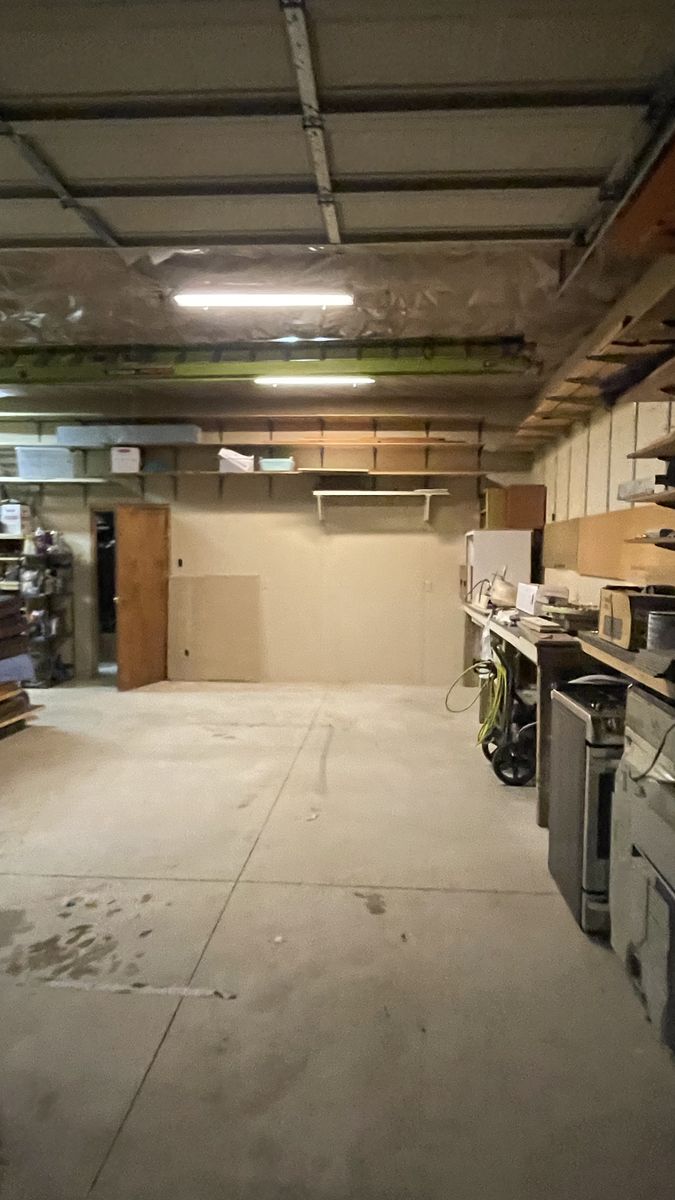 Main image 4