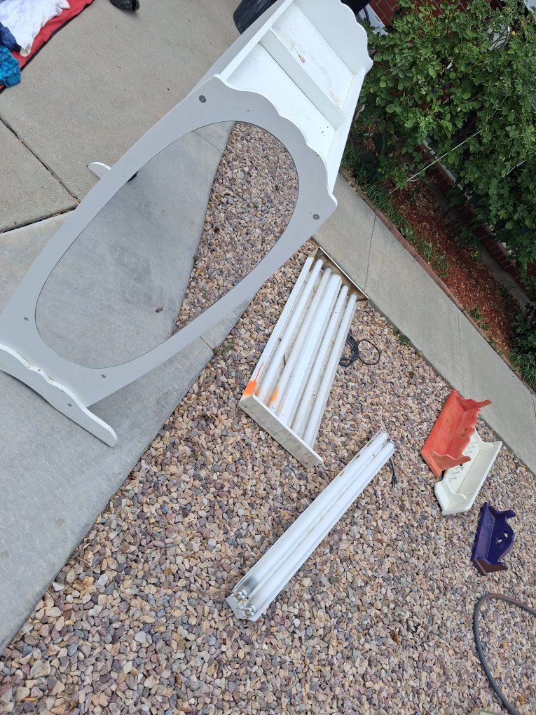 Main image 6