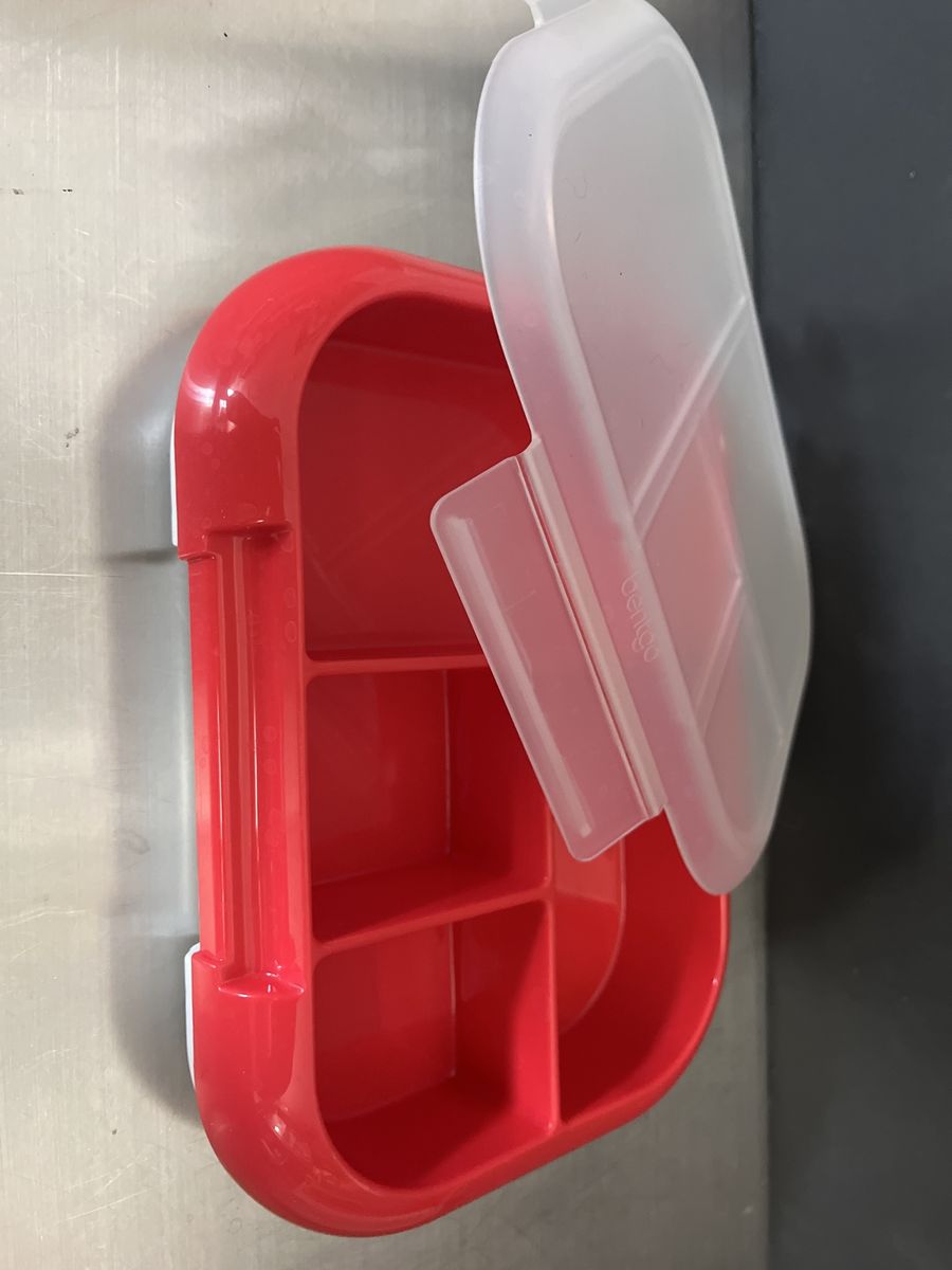 Main image 6