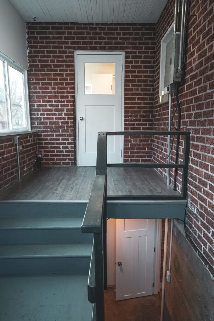 2 Bed 2bath Downstairs $1800 Bills Included