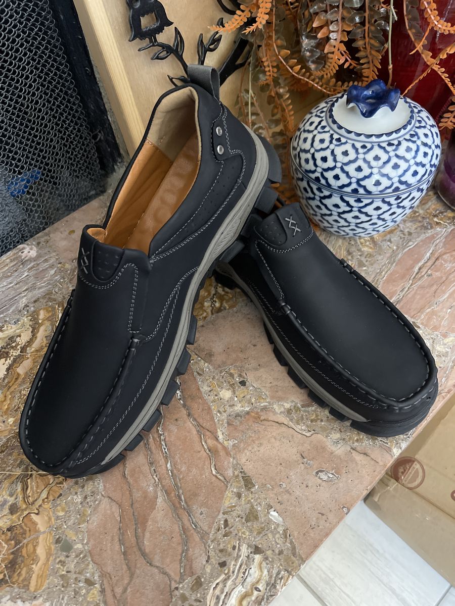 Men's Casual Shoes