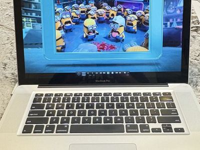 2010 MacBook Pro 15” i7 | 240GB SSD | Only 70 Battery Cycles | DVD Drive | Charger Included
