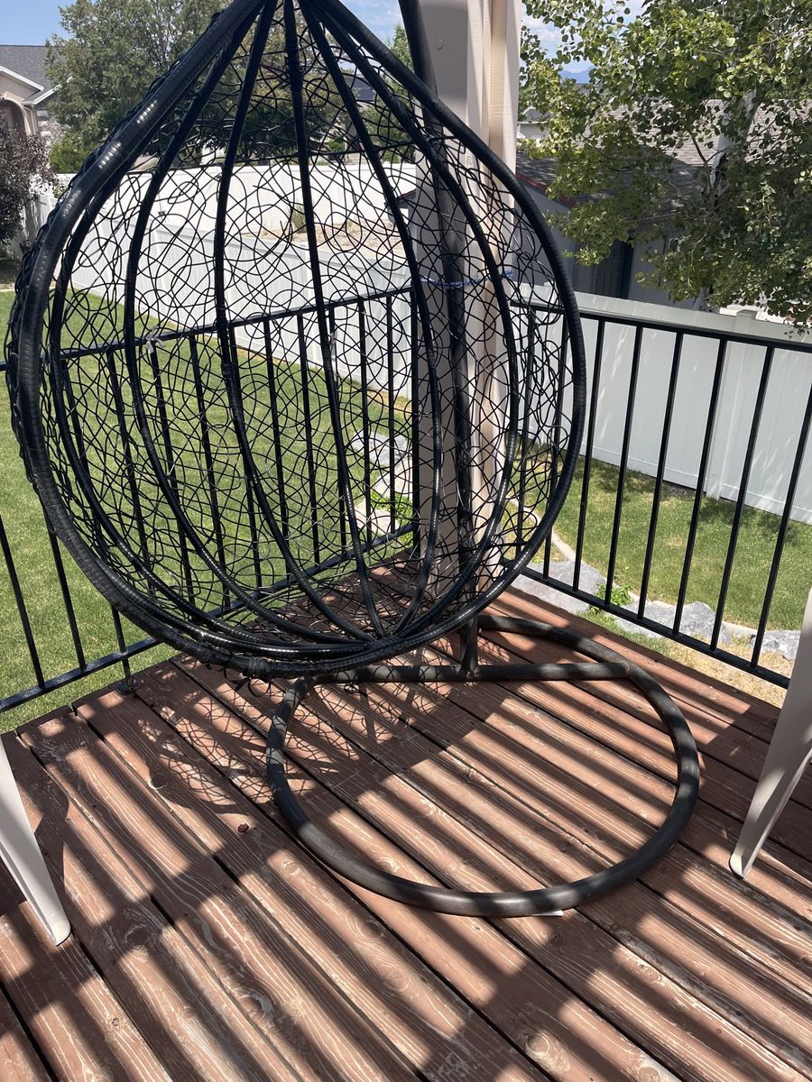 Stylish Black Rattan Egg Chair Swing - Perfect for Patio or Garden Relaxation