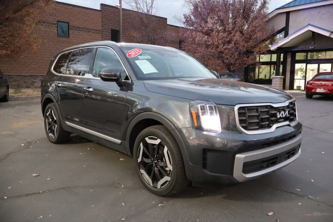 2023 Kia Telluride S