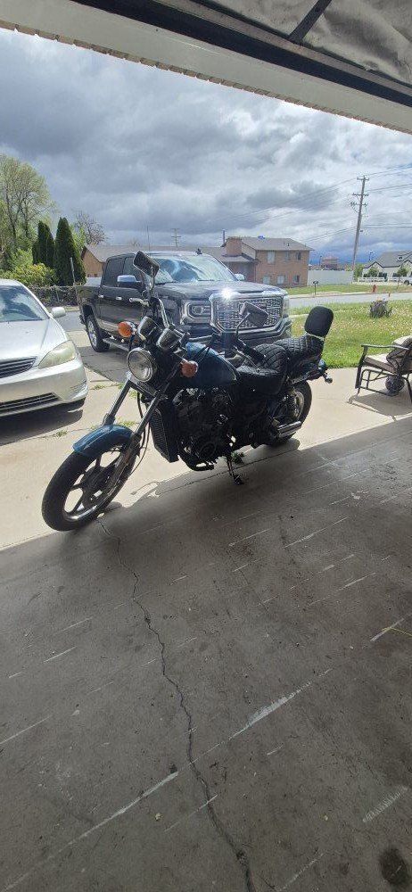 1986 honda shadow vt700