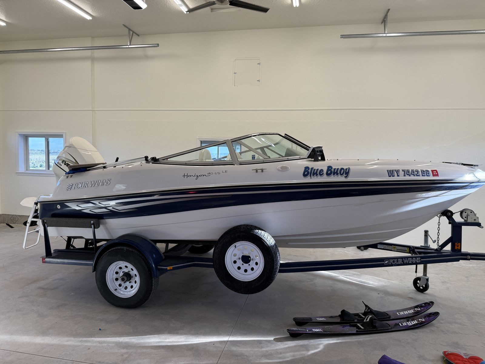 2001 Four Winds Horizon Fish and Ski F/S180