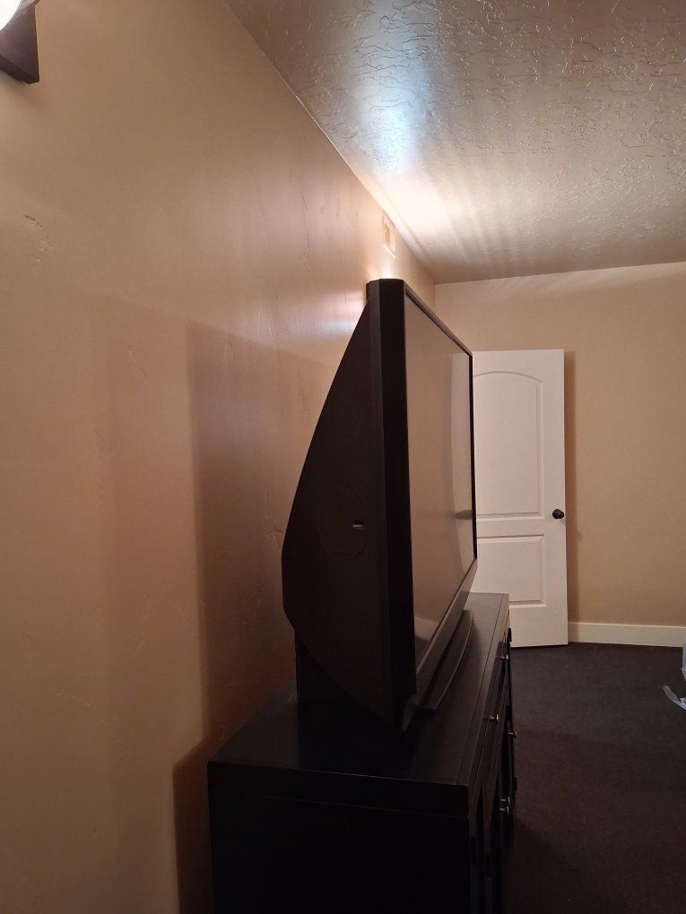 Main image 2