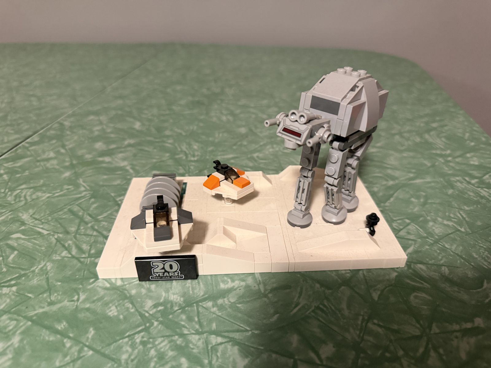 Main image 24