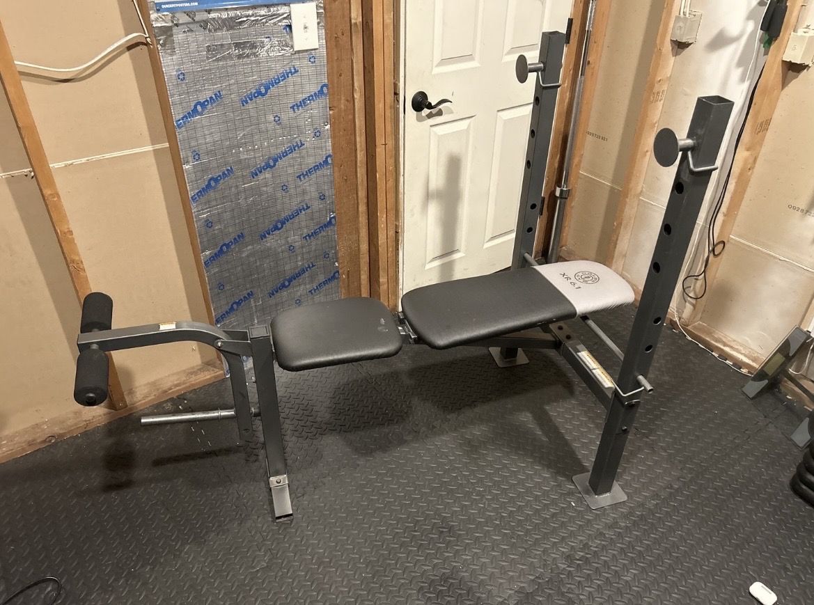 Adjustable Weight Bench With Rack