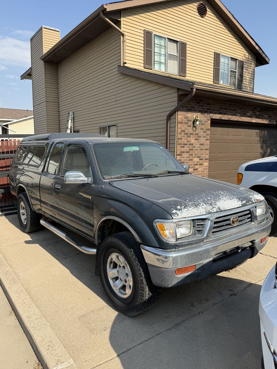 1996 Toyota Tacoma SR5
