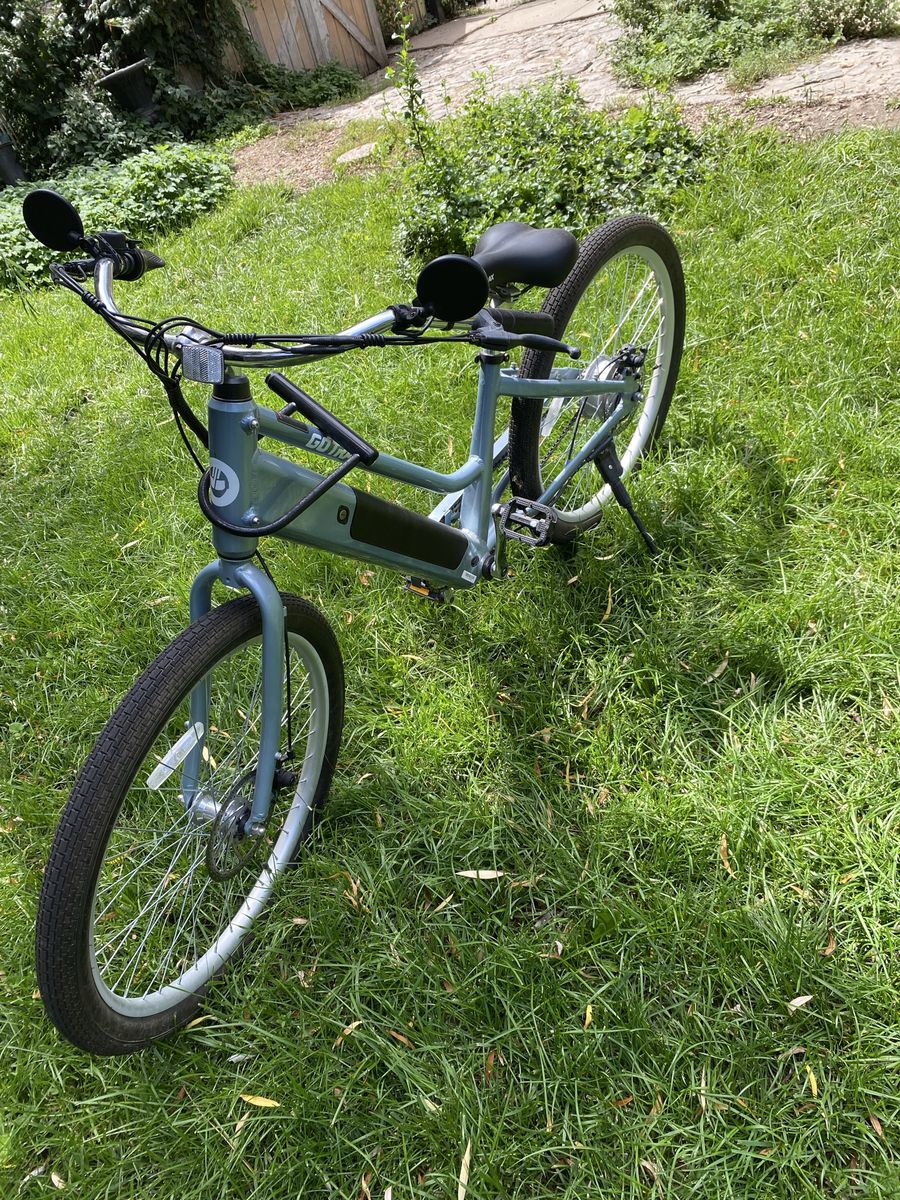 e-bike, light blue