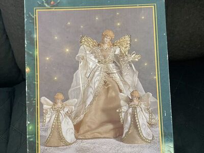 Angel Tree Top With Two Angel Ornaments