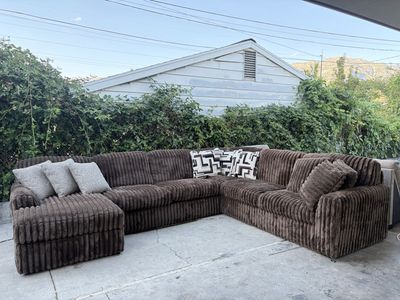 Beautiful Dark Brown Corduroy Sectional (CAN DELIVER )