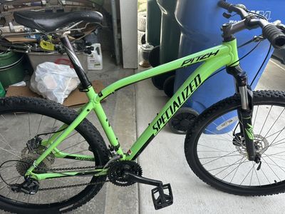 Specialized Pitch Bike