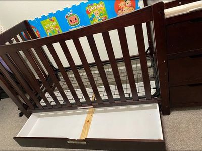 Baby Crib And Dresser Drawers