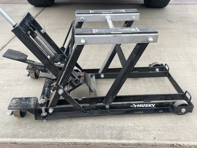Husky Hydraulic Motorcycle/ATV Jack Lift Stand with Wheels