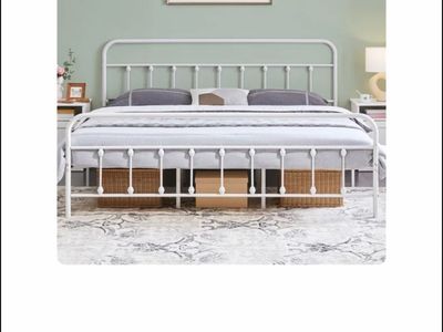 Zinus king iheavy iron bed frame