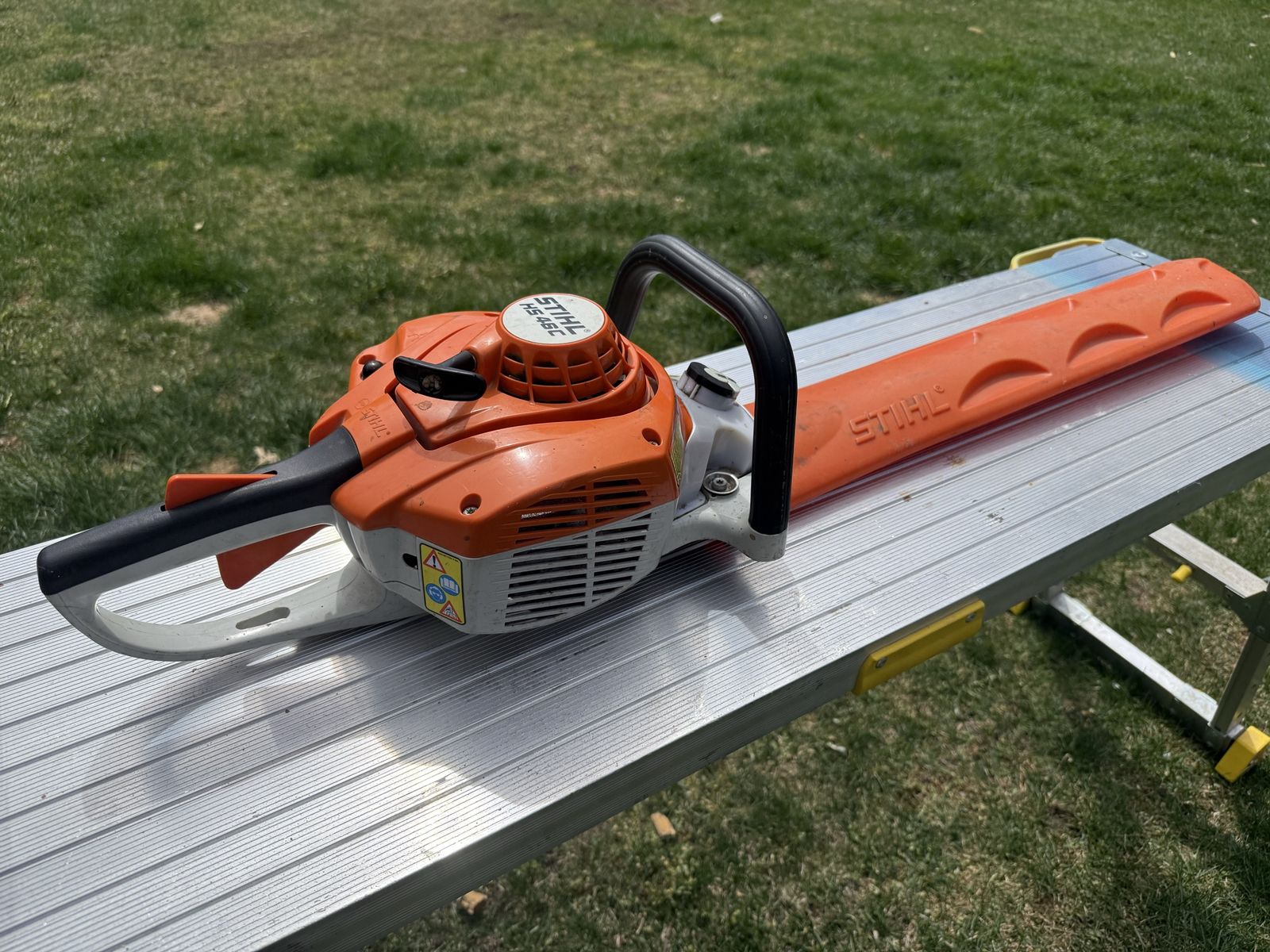 STIHL HS 46 C-E 22 in. Gas Hedge Trimmer
