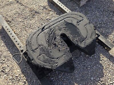 5th Wheel Plates - 6