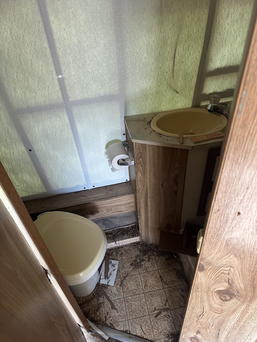 Main image 8