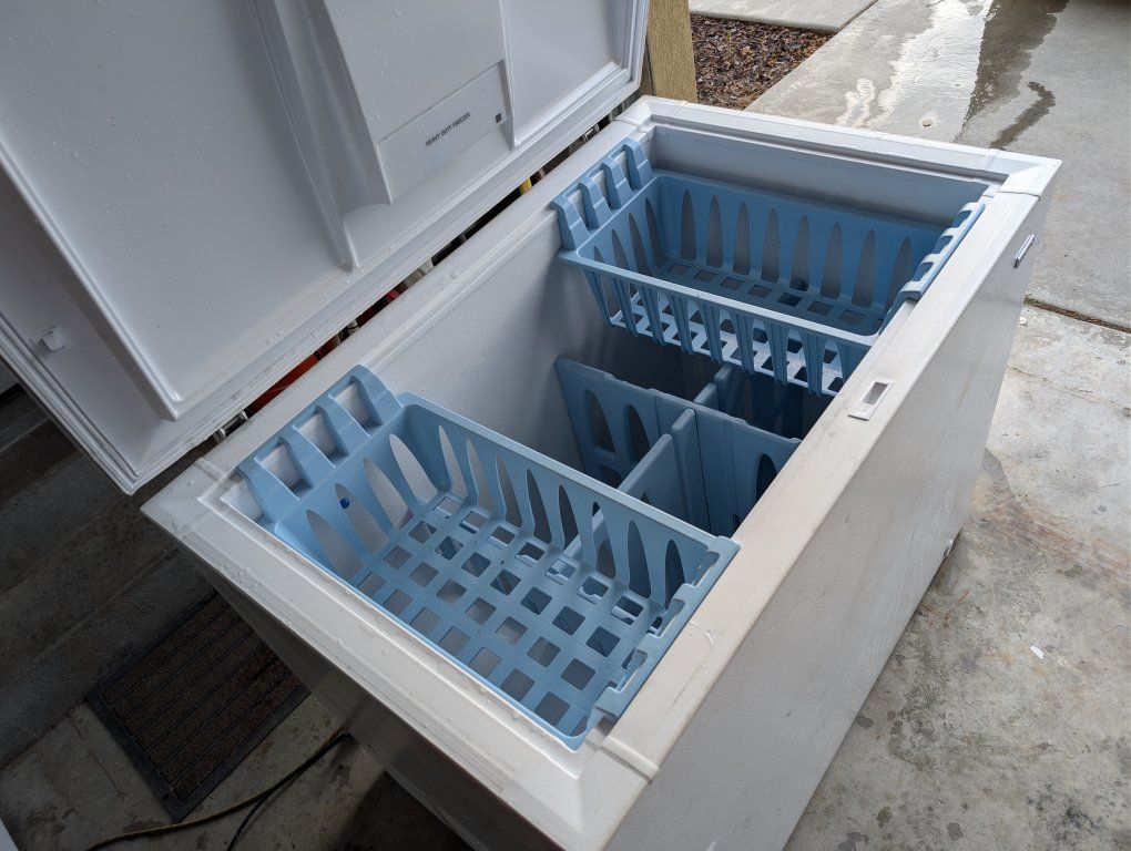 Kenmore 14.8 CF chest freezer