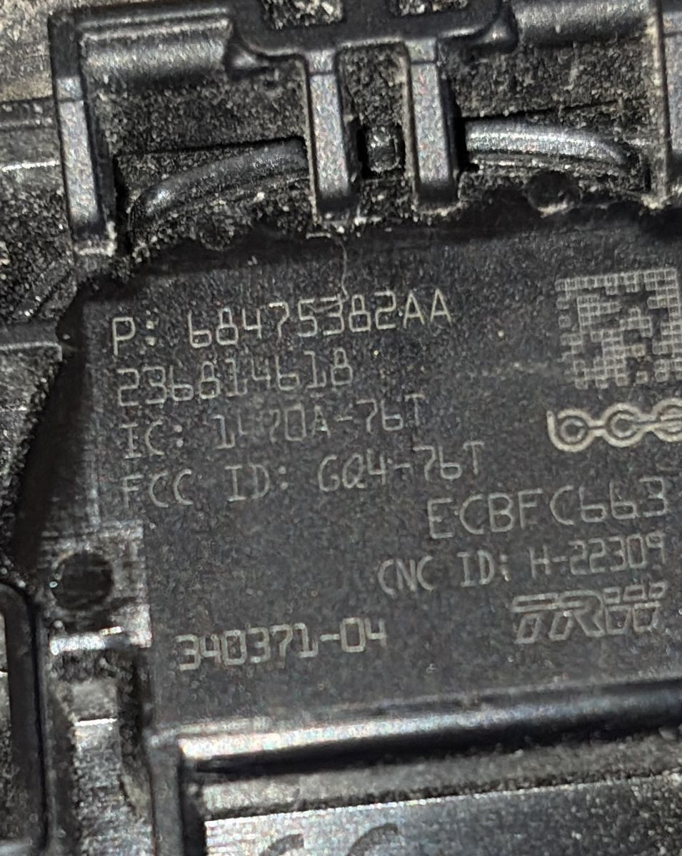 Main image 3