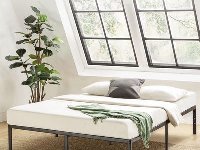 Best Price Mattress Queen Size 14" Black Metal Platform Bed Frame & Quilted Mattress