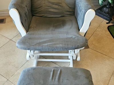 Glider Chair with Ottoman White/ Grey Cushions