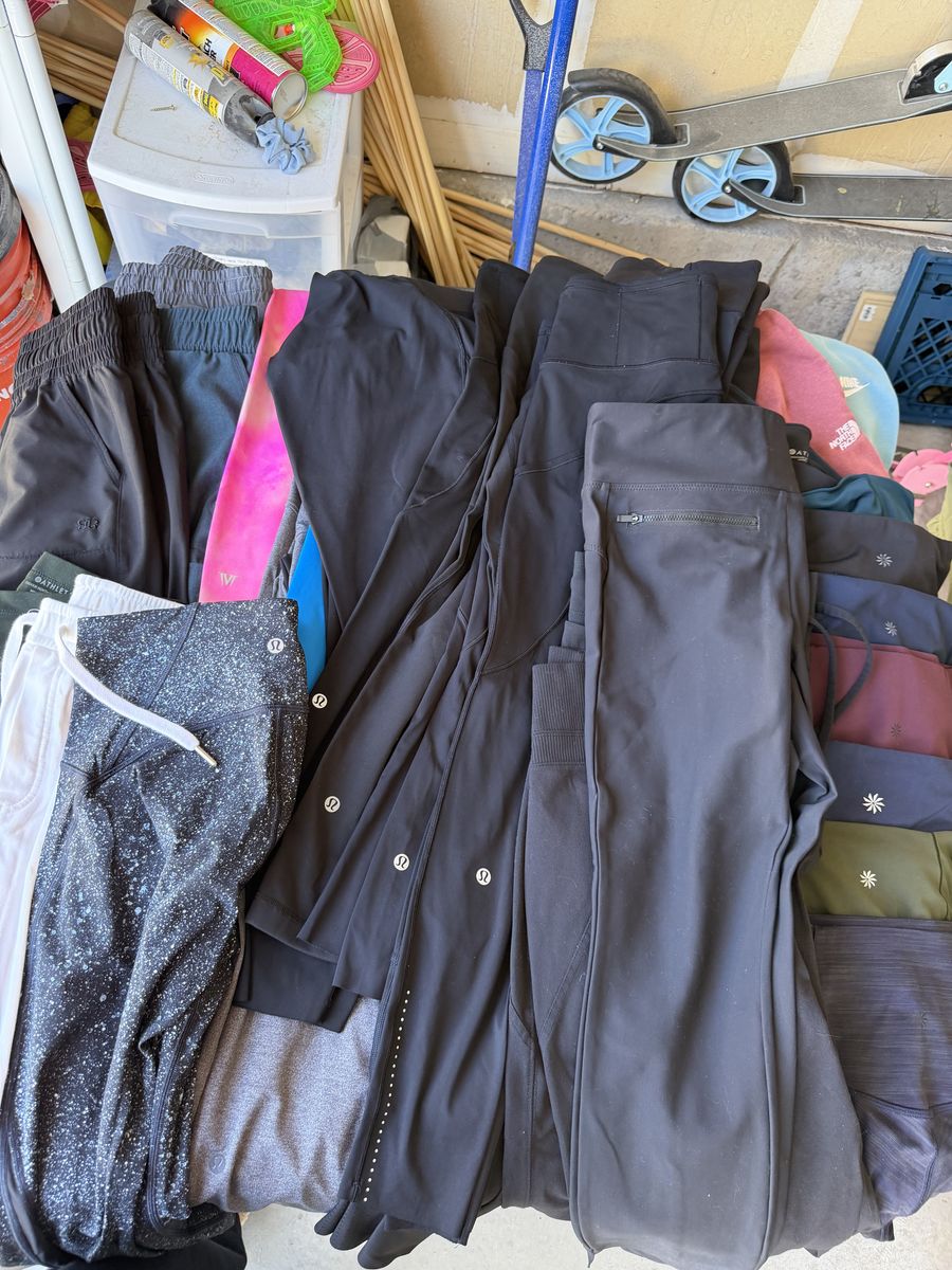 Athletic Clothing Yardsale Aug 1. 7am-10am