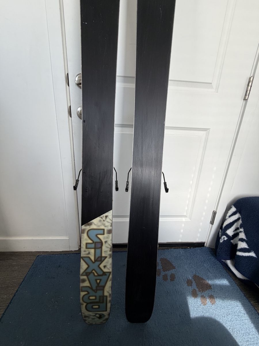 Main image 4